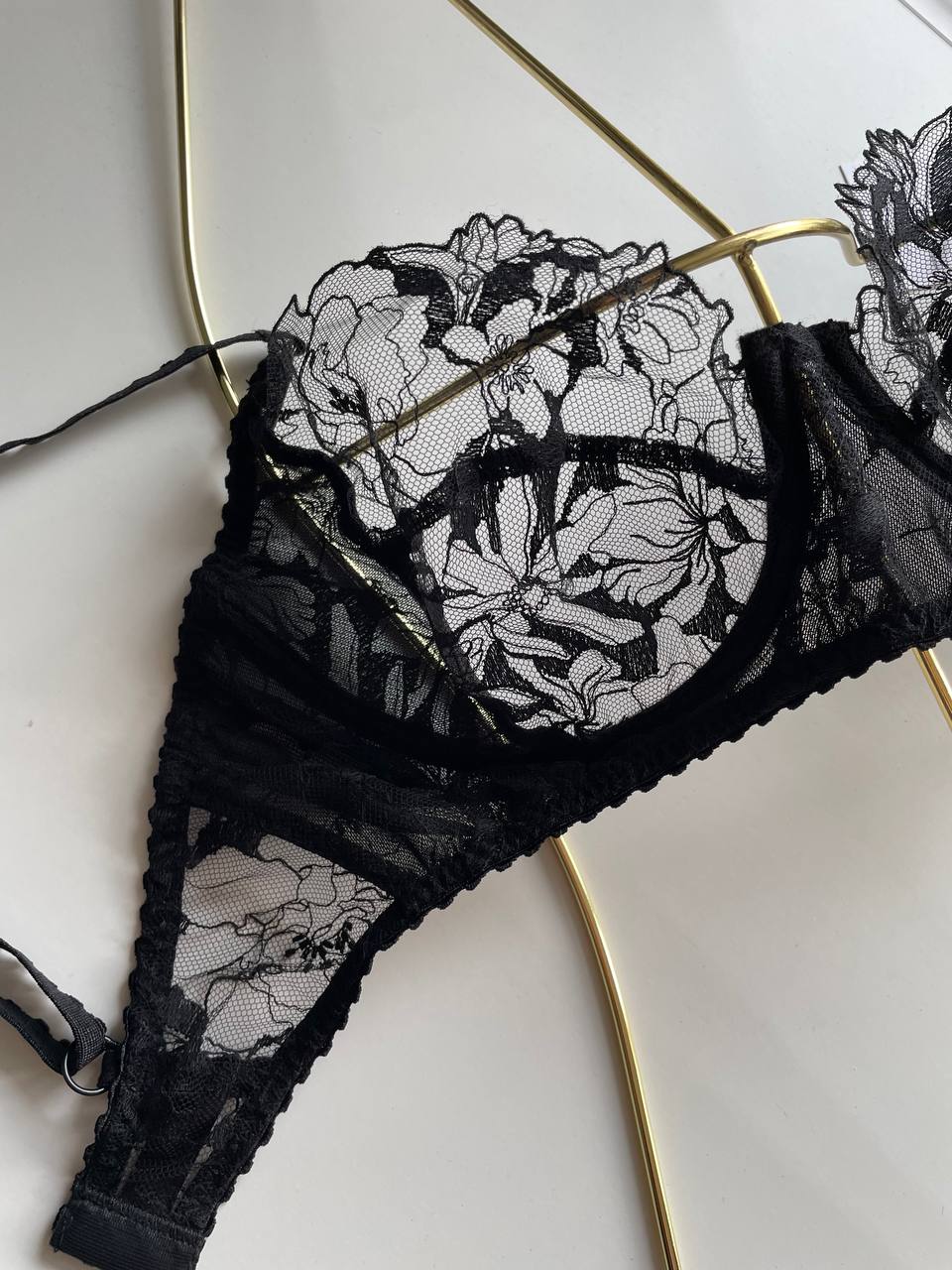 Бюстгальтер  «Lora»