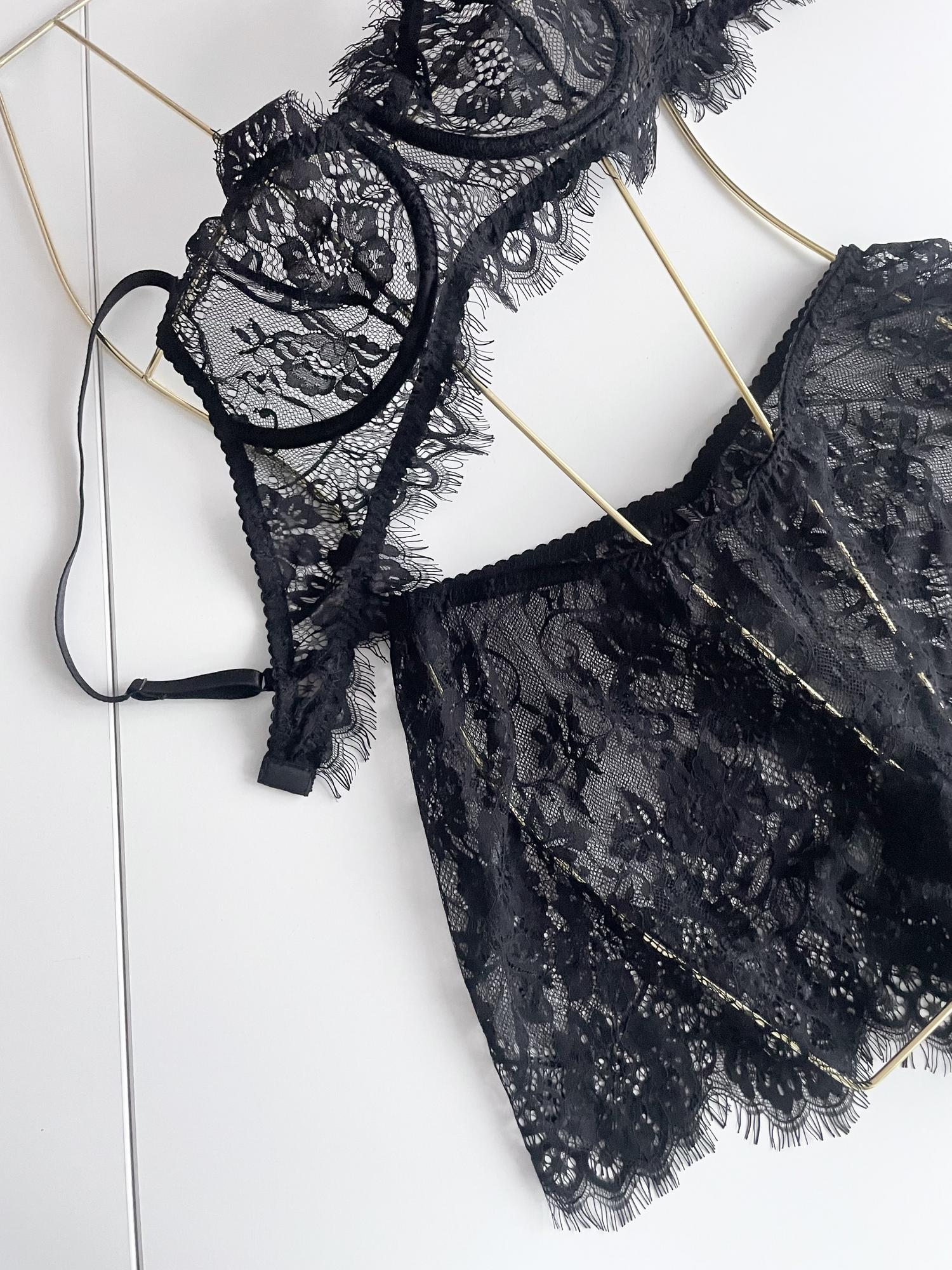 Кружевной комплект «Nitte» в черном цвете, трусики шортики