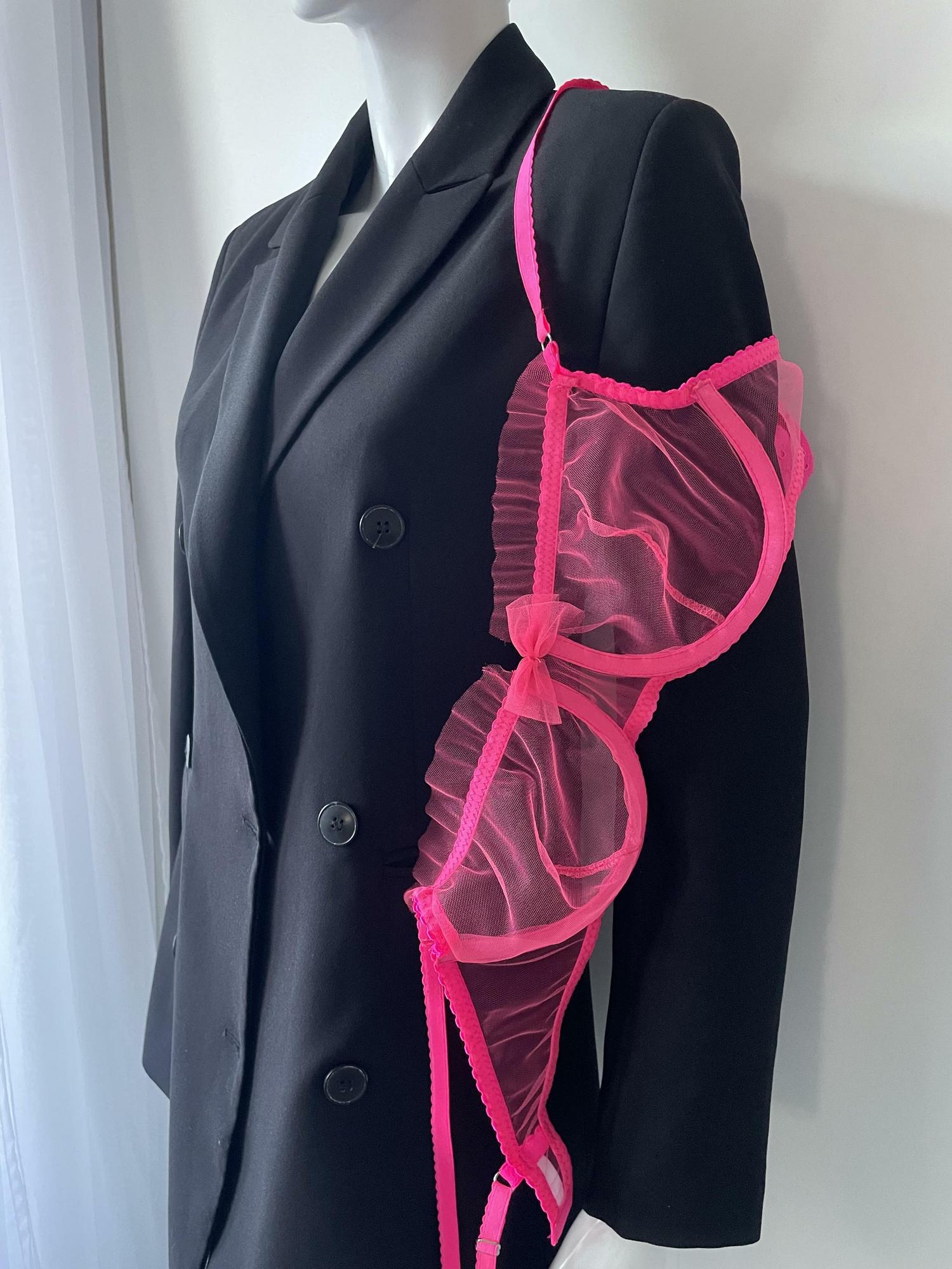 Комплект  «Hona» в ярко - розовом цвете.