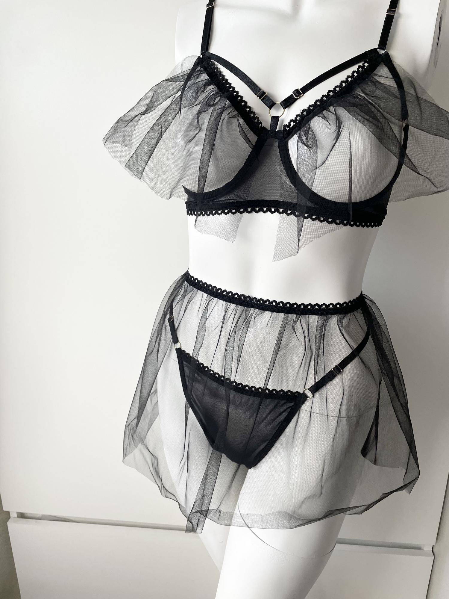 Сексуальный комплект «VIPI» в черном цвете.