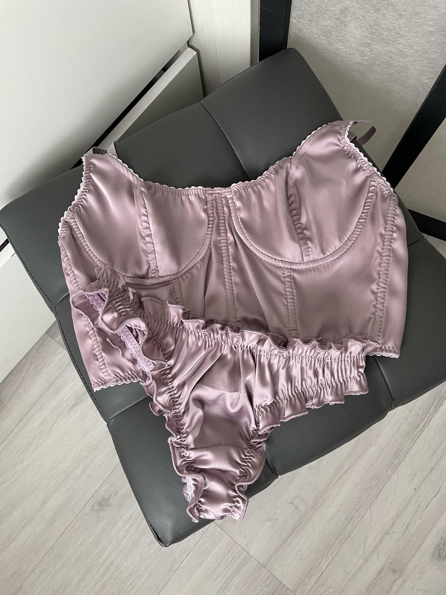 Нежный шелковый комплект в сиреневом цвете «ASSI»