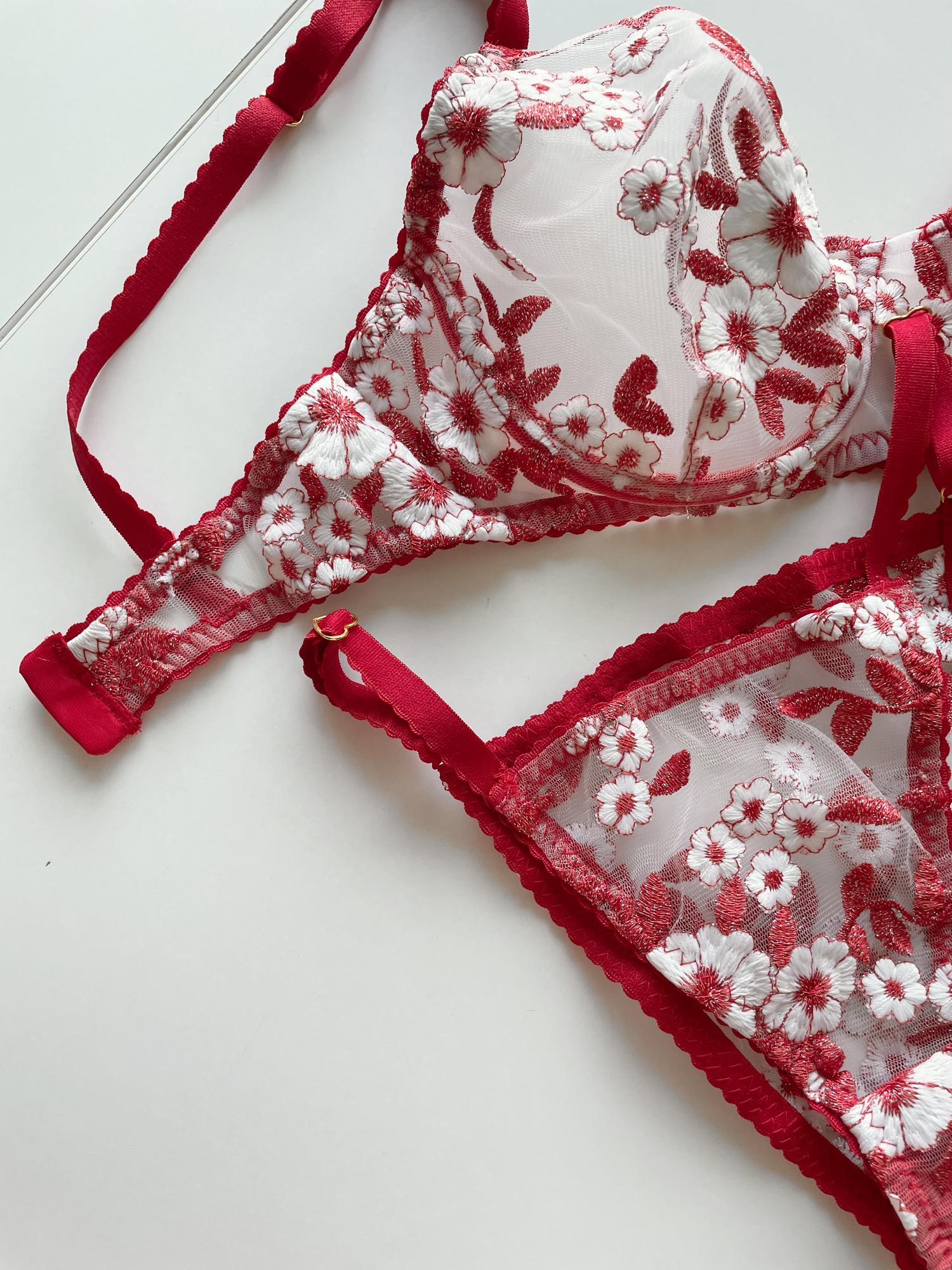 Кружевной комплект «GIZ»