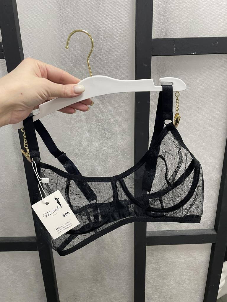 Черный комплект в мушку.