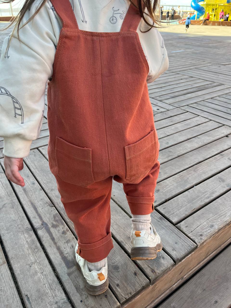 Комбинезон джинсовый