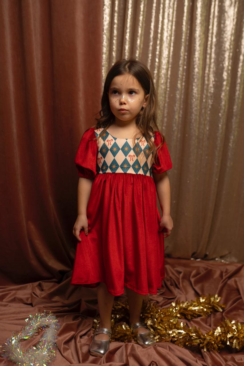 Нарядное бархатное платье