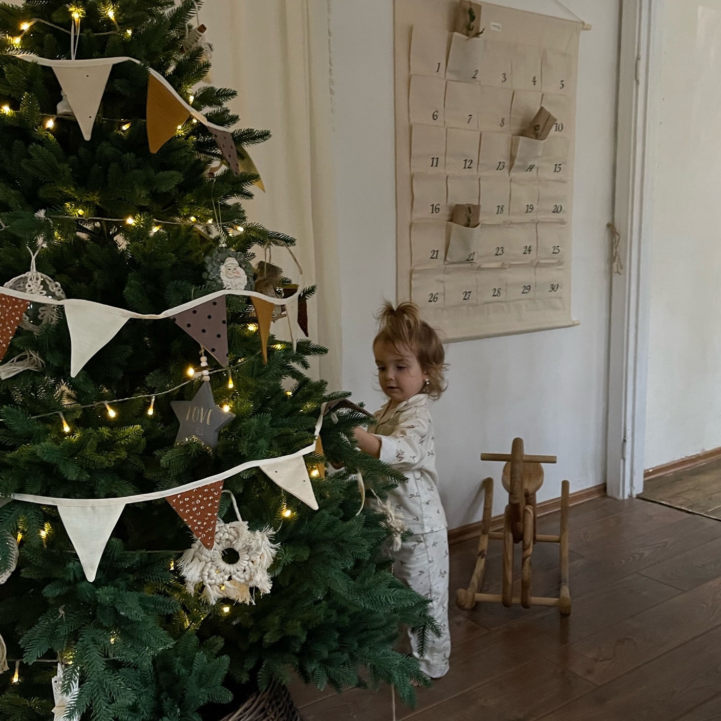 Гирлянда "Флажки на ёлку"