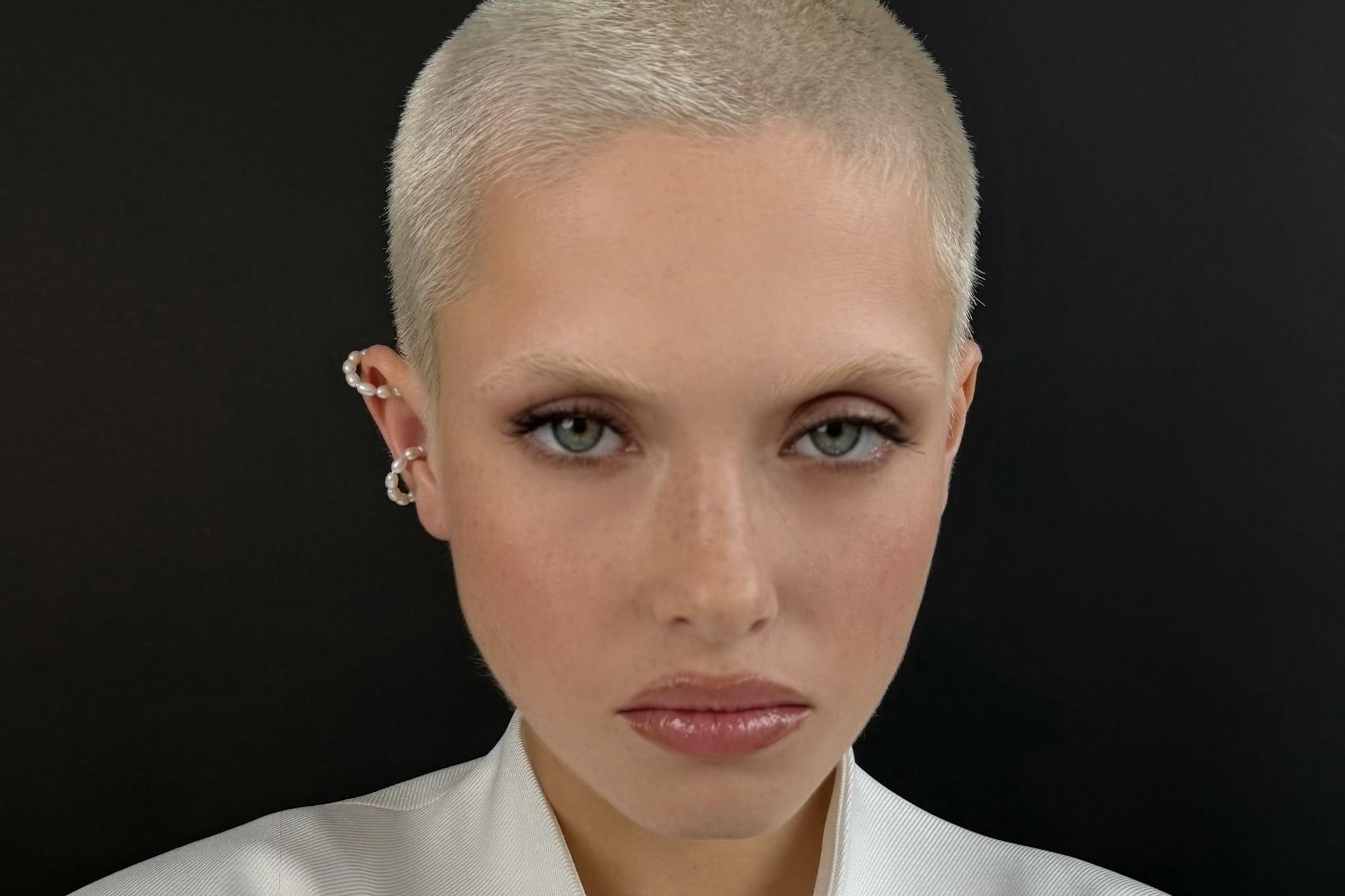 Кафф из натурального жемчуга CHIC