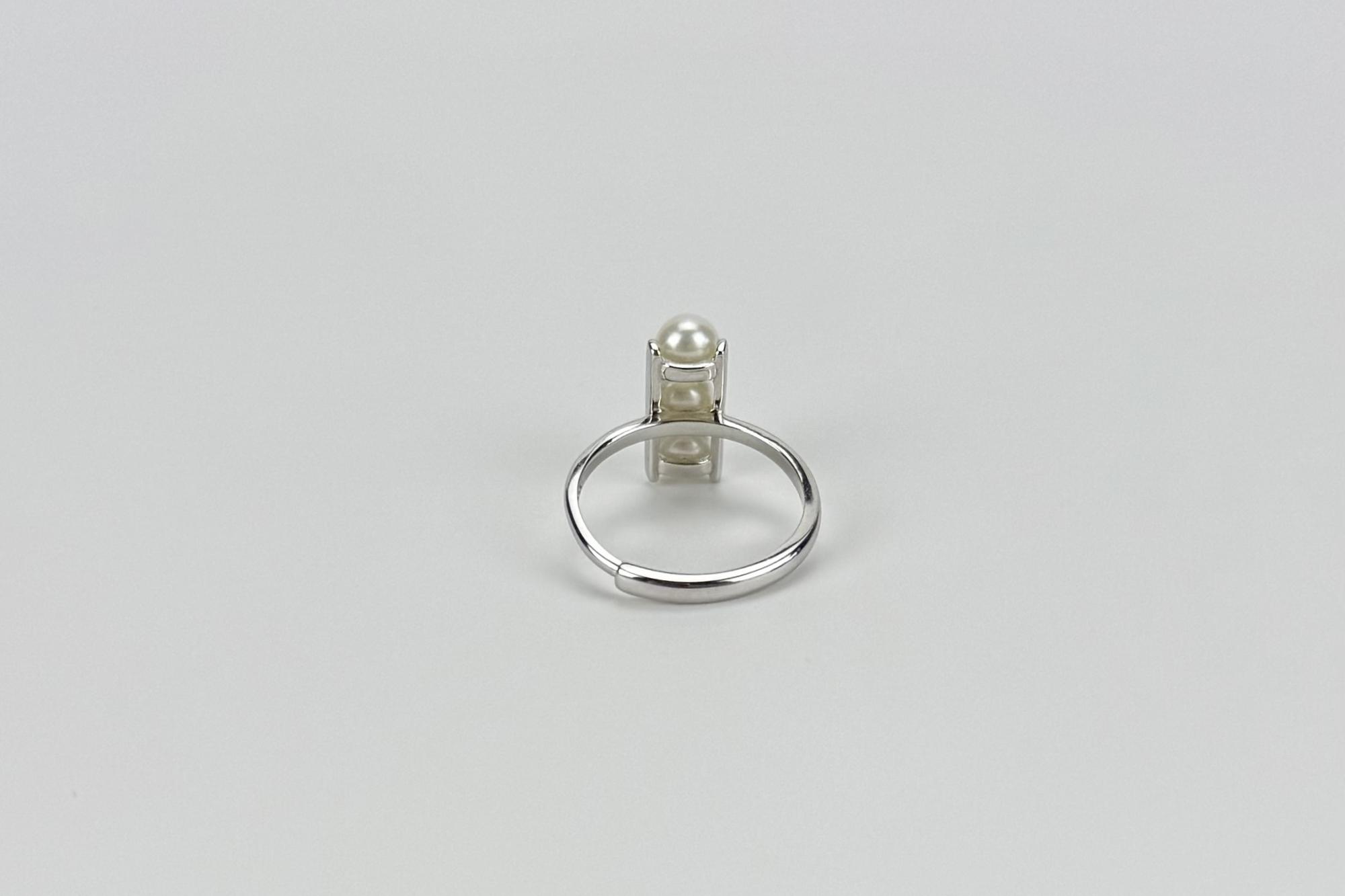 Кольцо с натуральным жемчугом TRINITY