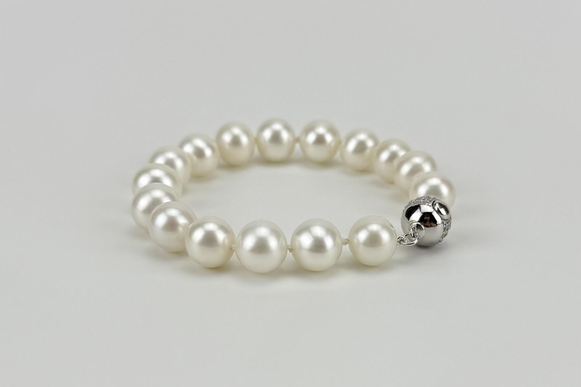 Браслет из крупного жемчуга CLASSIC QUEEN