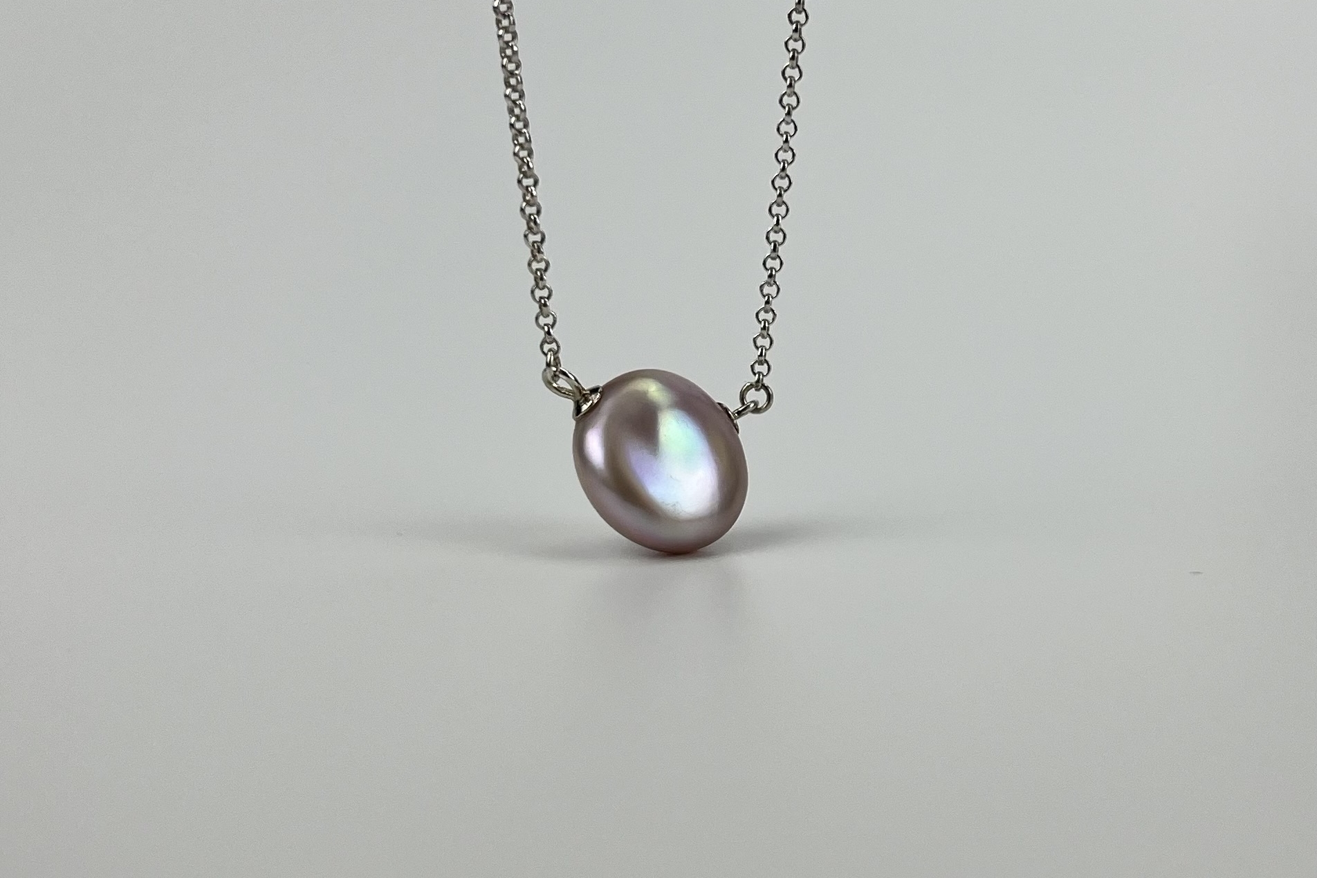 Подвеска с розовой жемчужиной и цепочкой BLOOM