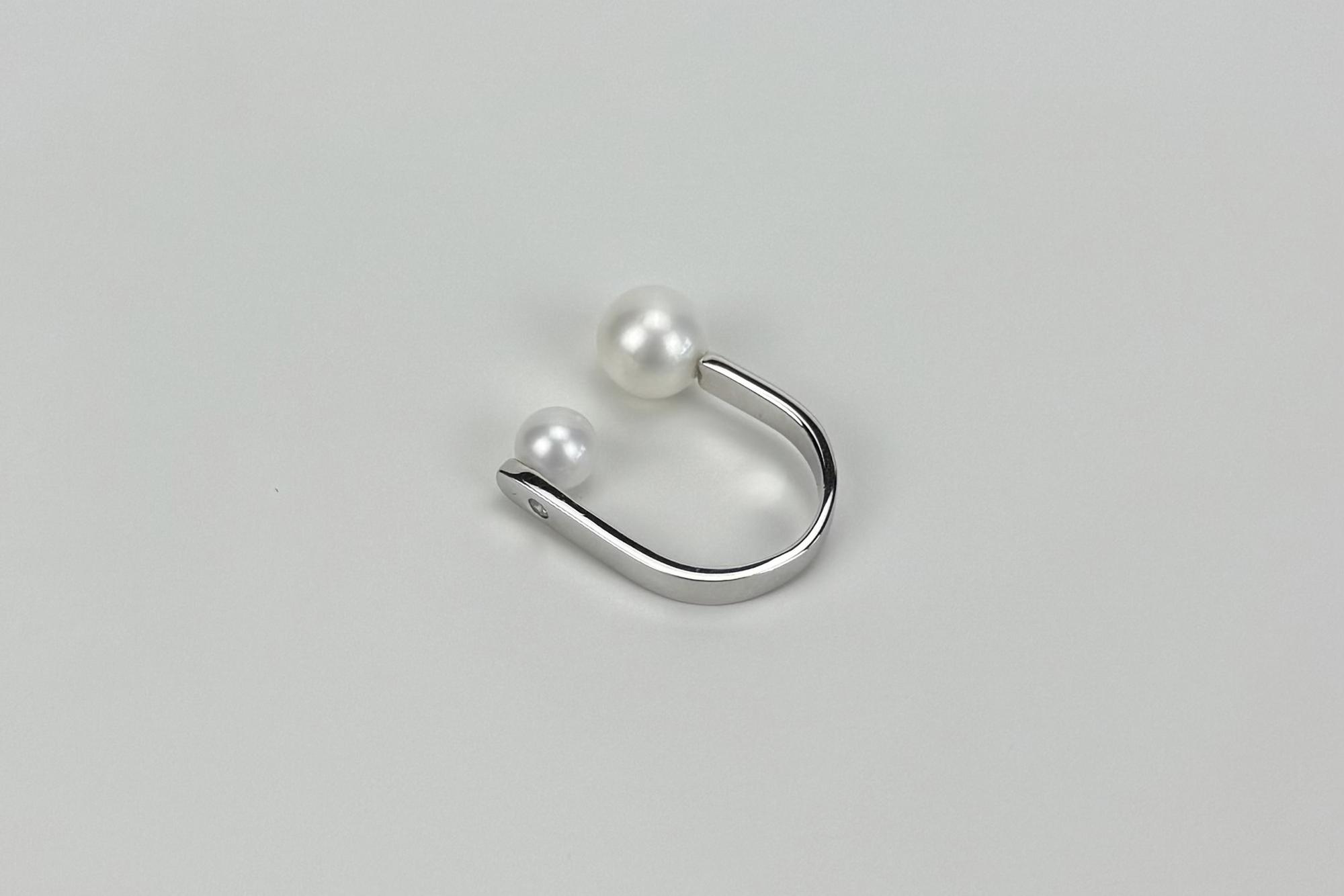 Кольцо с двумя натуральными жемчужинами VISION