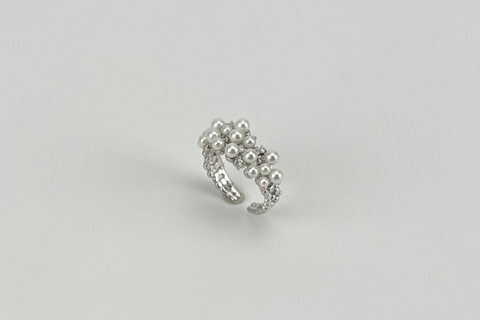 Кольцо с россыпью натуральных жемчужин DAMAS