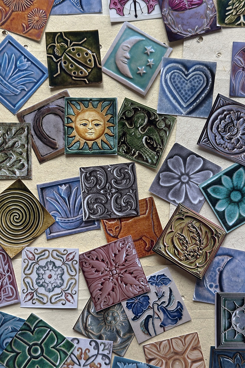 Наклейки с  плиточками в бархатном мешочке