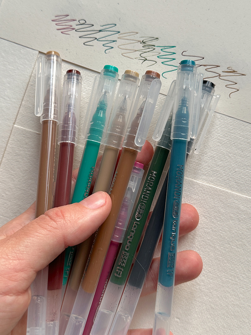 Гелевые ручки с красивыми цветами