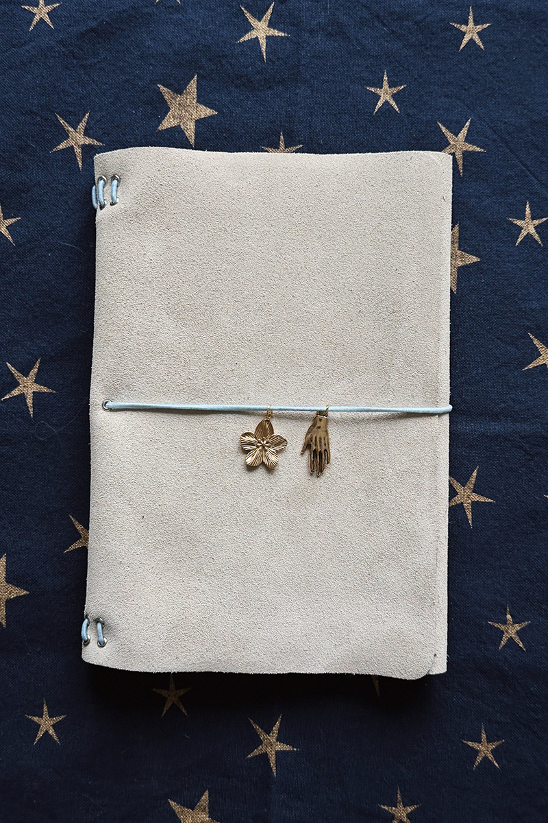 Блокнот замшевый А5