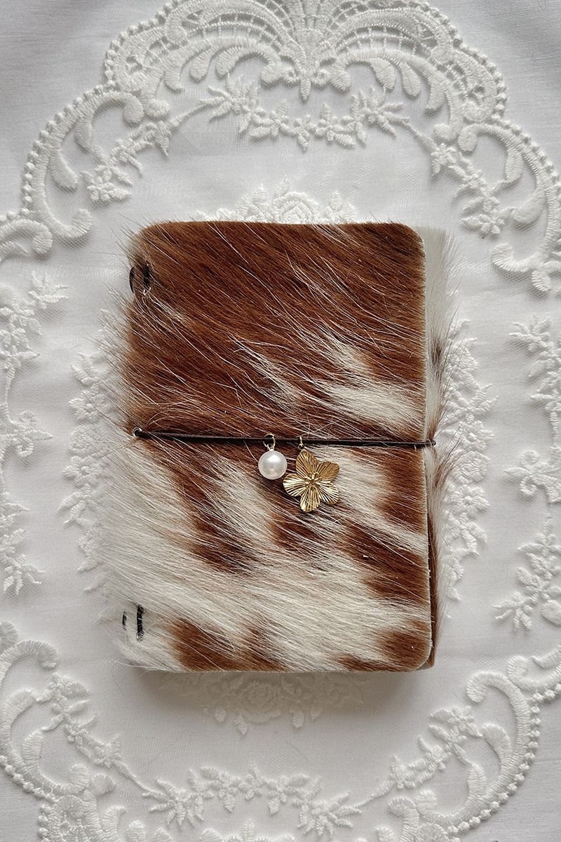 Блокнот меховой А6