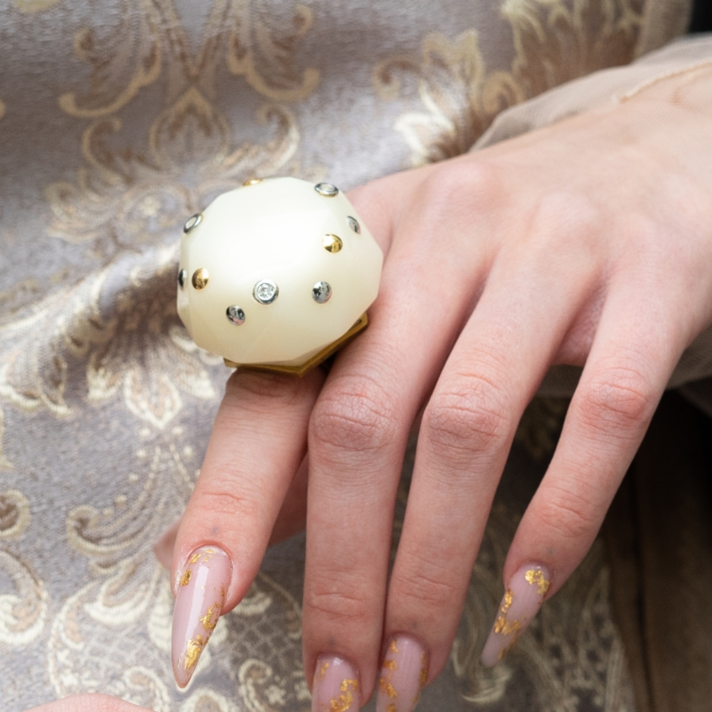 Кольцо "Сестричка старшая" белое