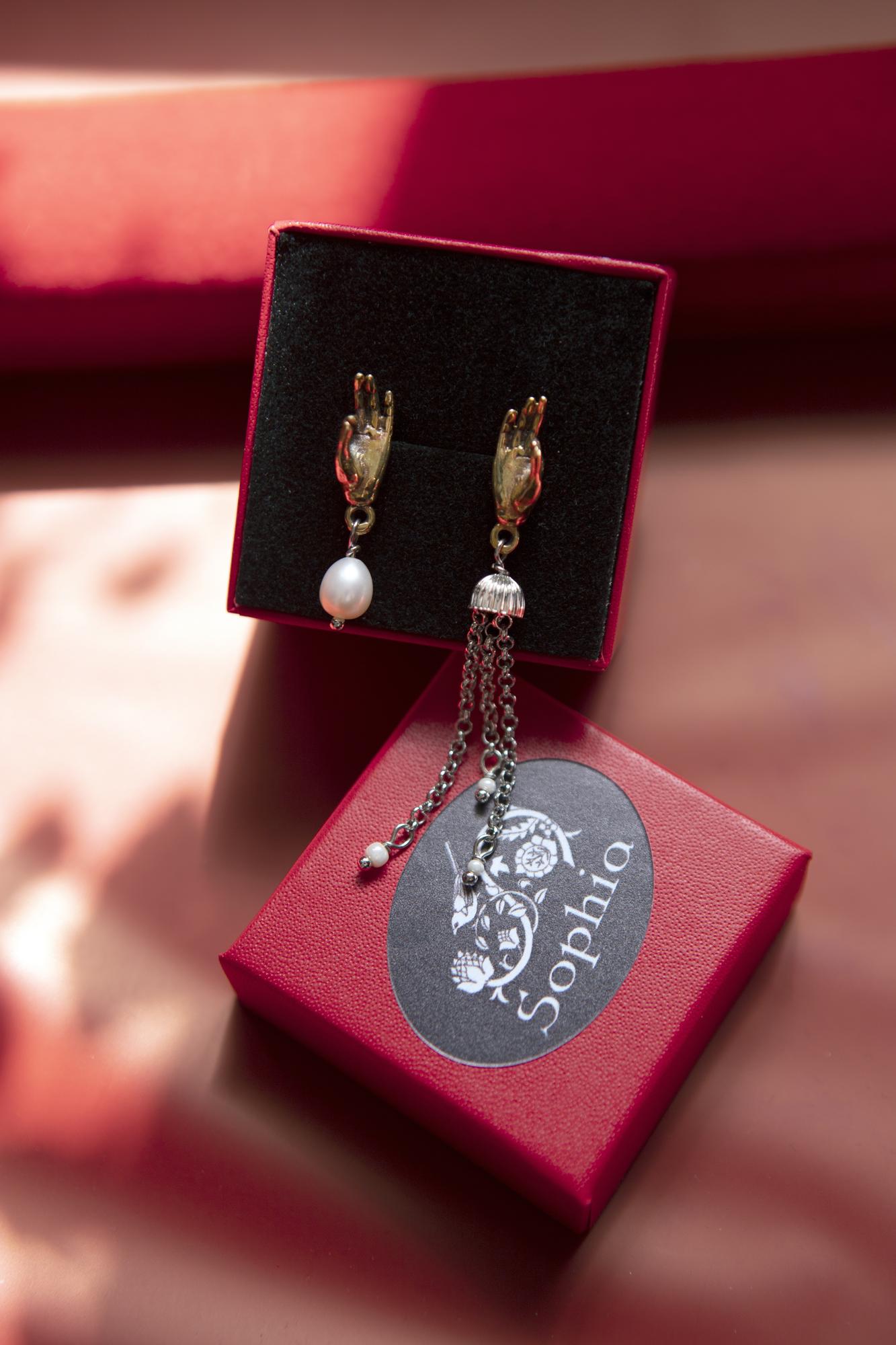 Серьги "Прикасаюсь" миниатюрные