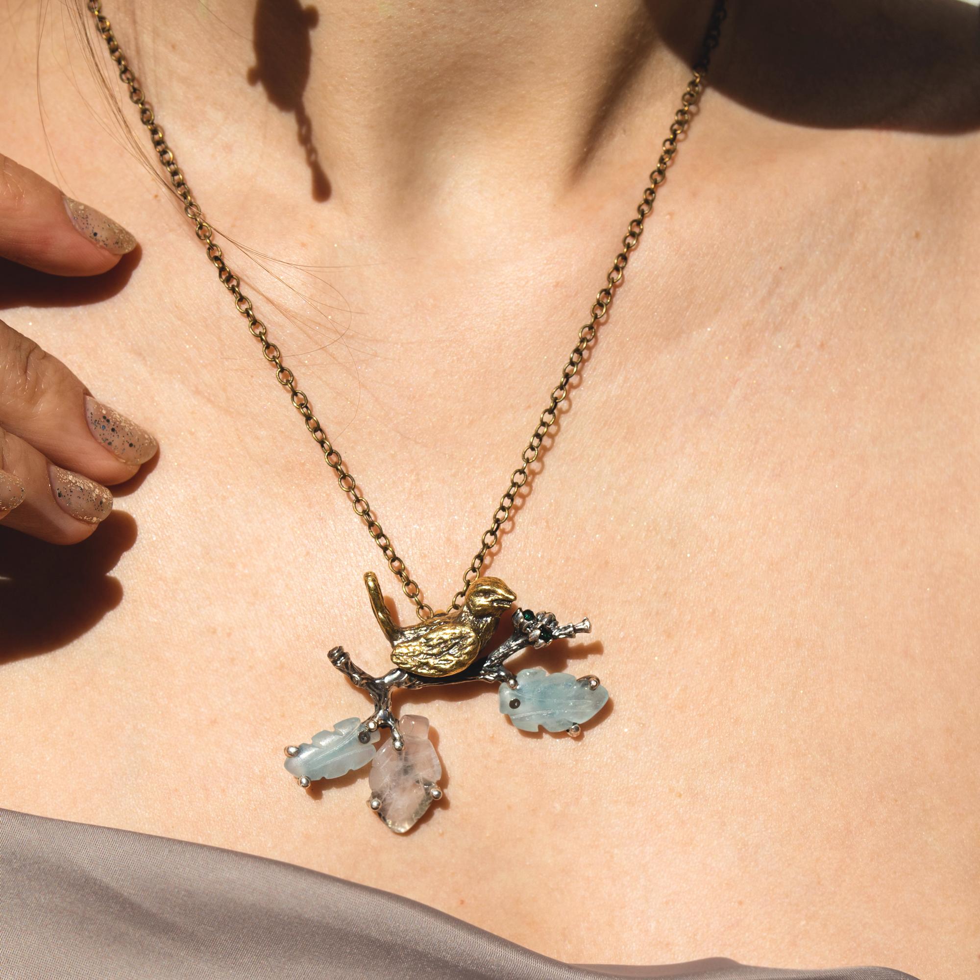 Колье "Птичка певчая"