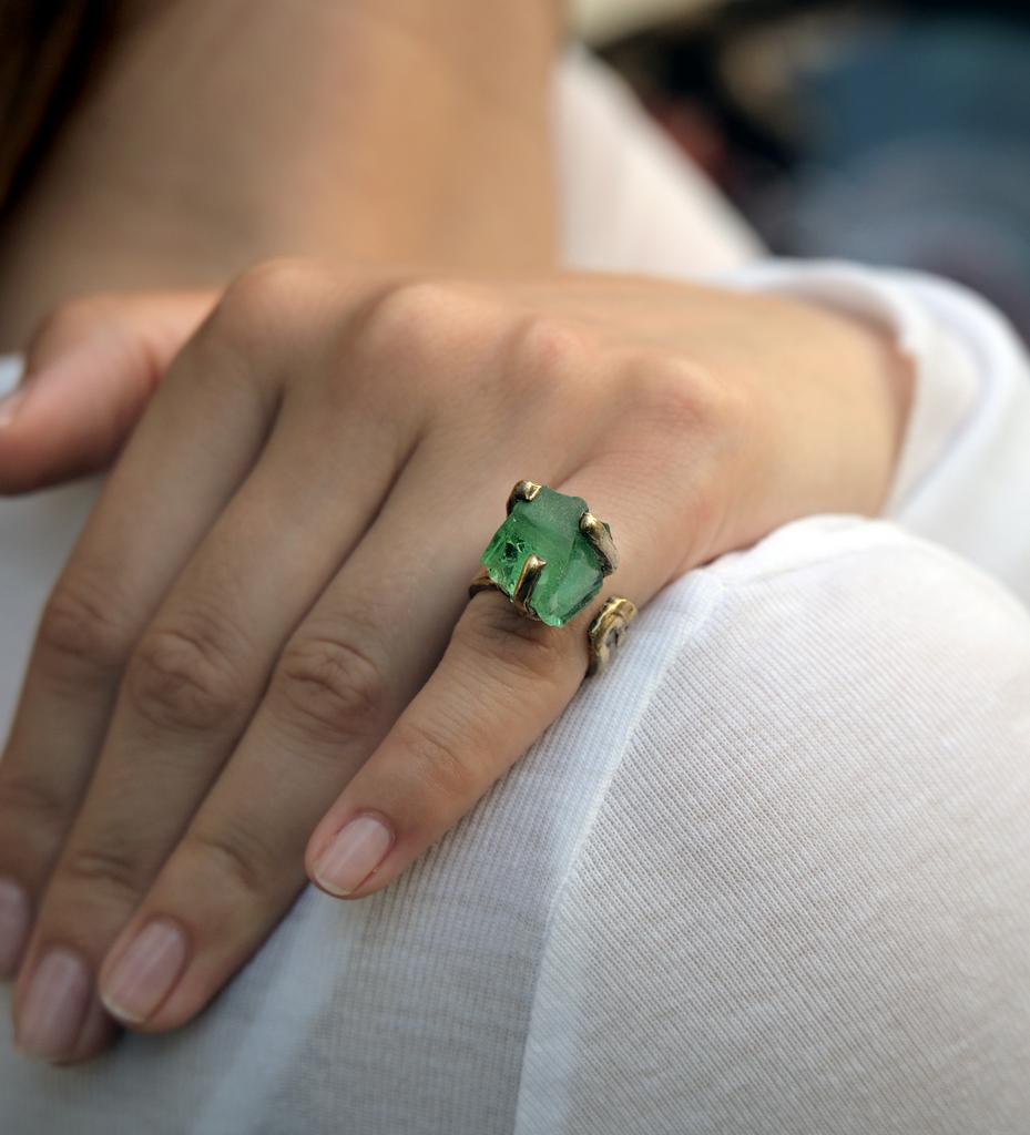 Кольцо с тонированным кварцем