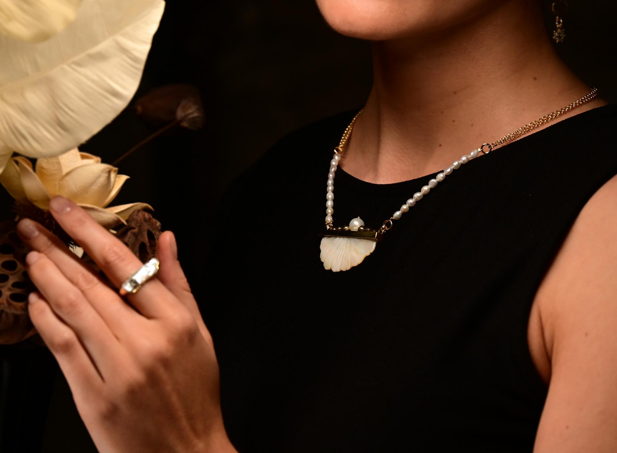 Колье "Подснежник"