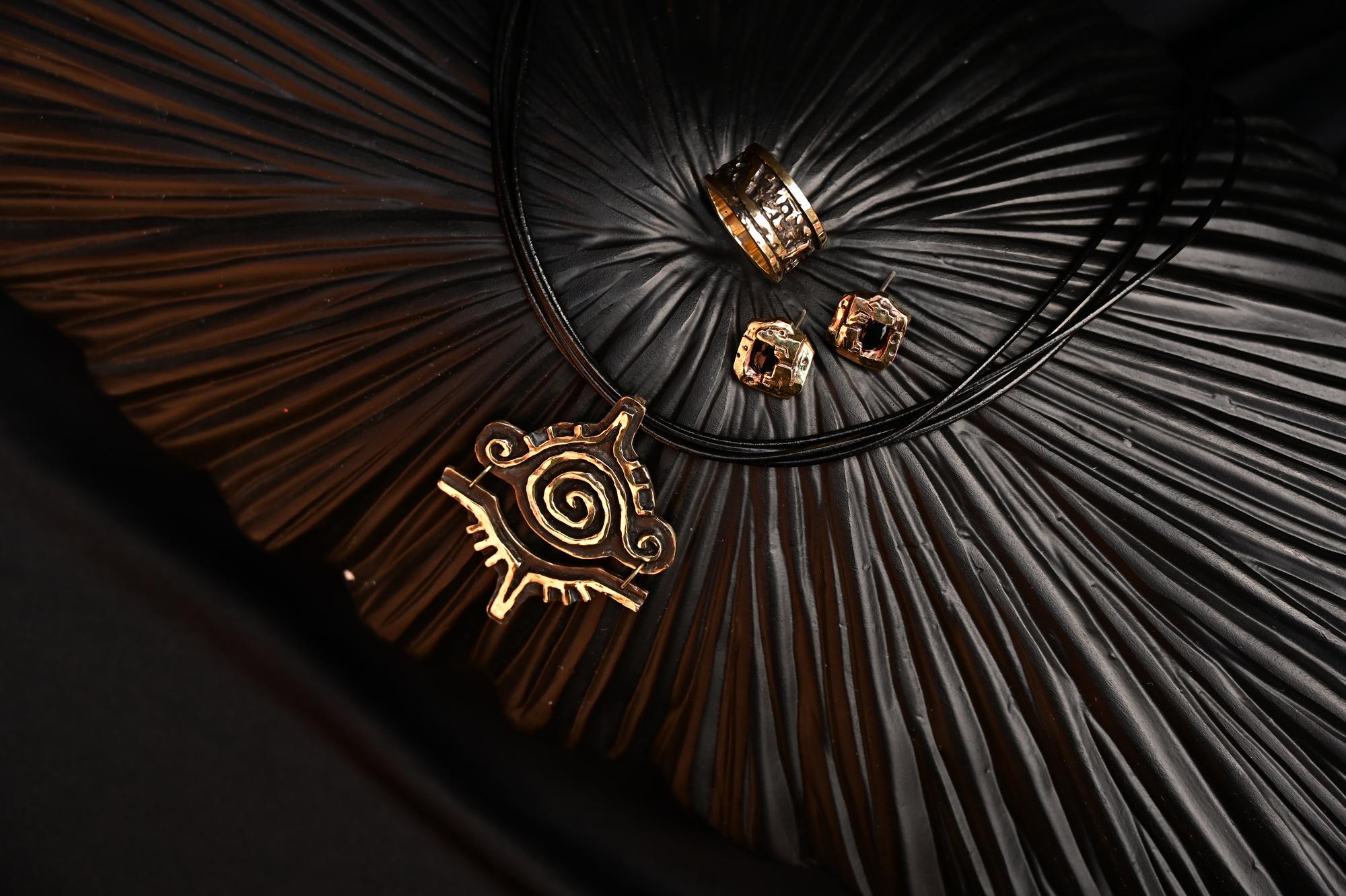 Коллекция "Затмение богов" от Марии Власовой