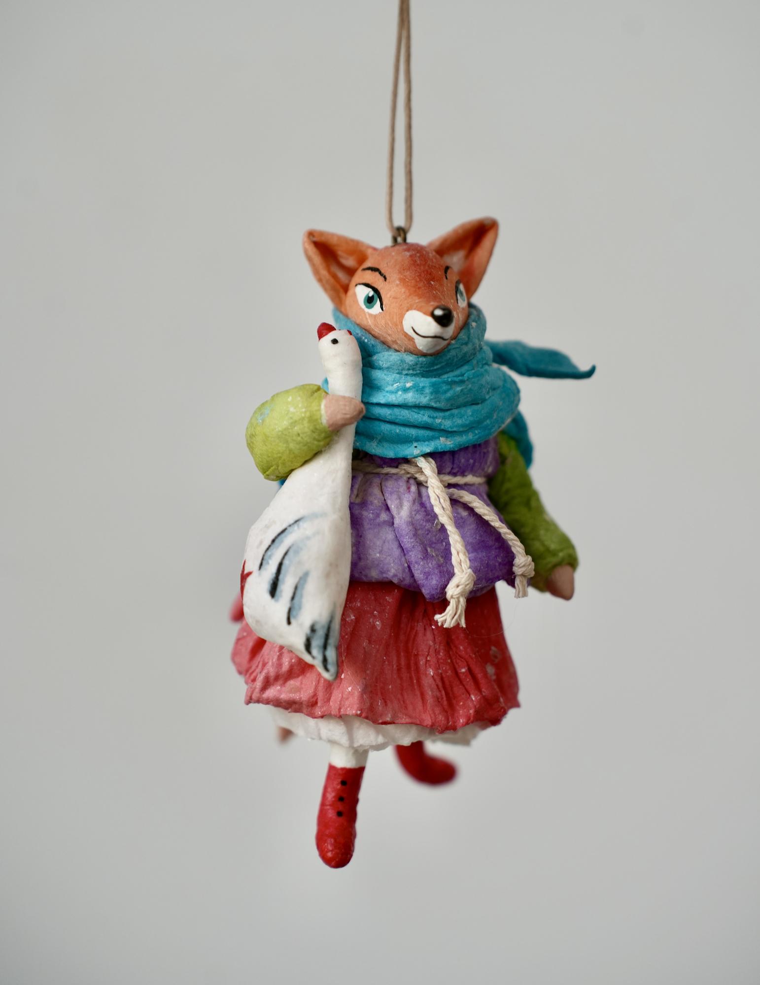 Лиса с гусем идут в гости