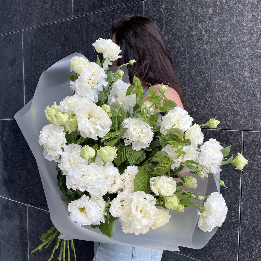 МОНОБУКЕТ ЛИЗИАНТУСА