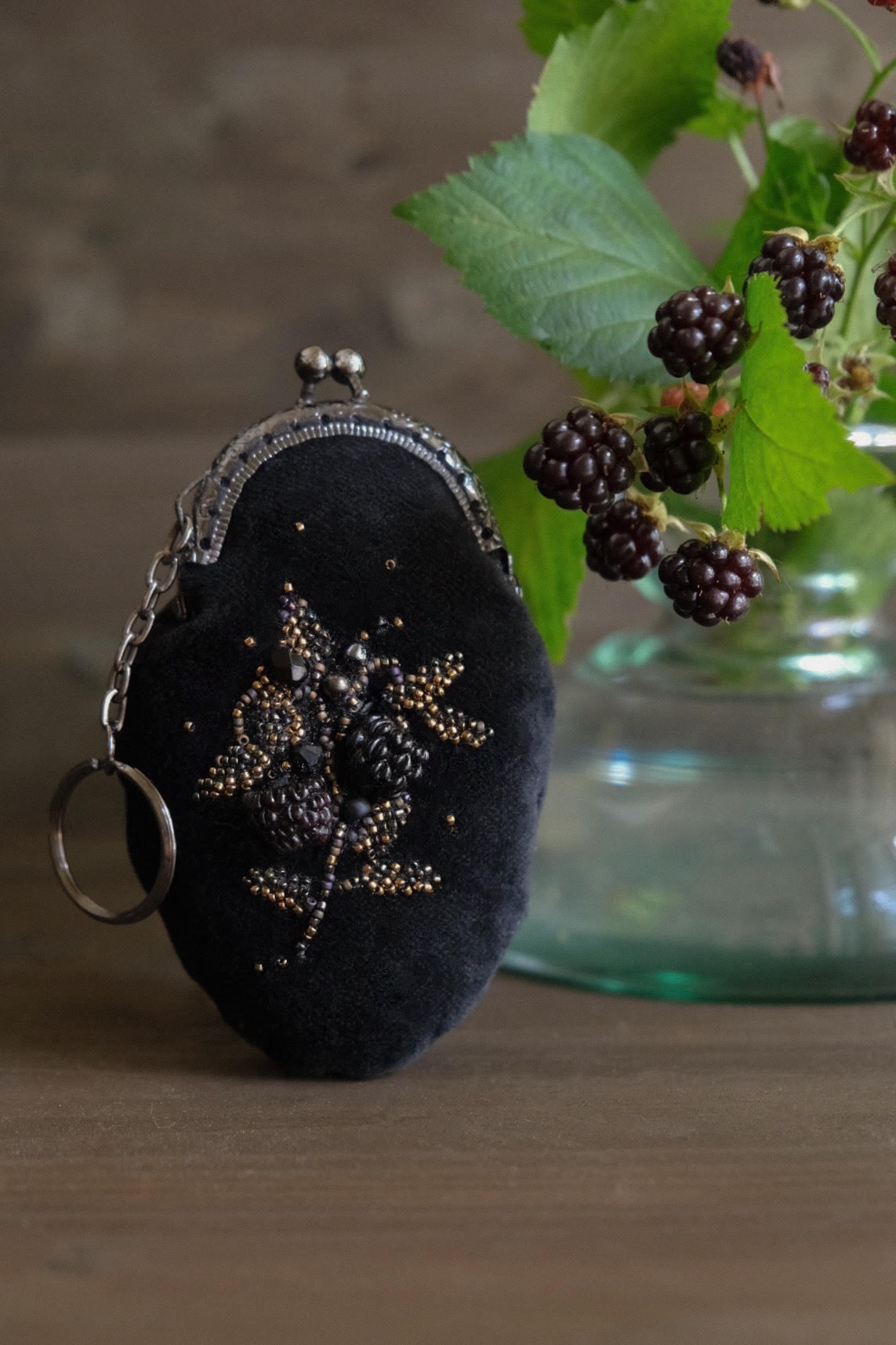 "Ежевика" бархатный микро-кошелёк  для бутылочки эфирного масла