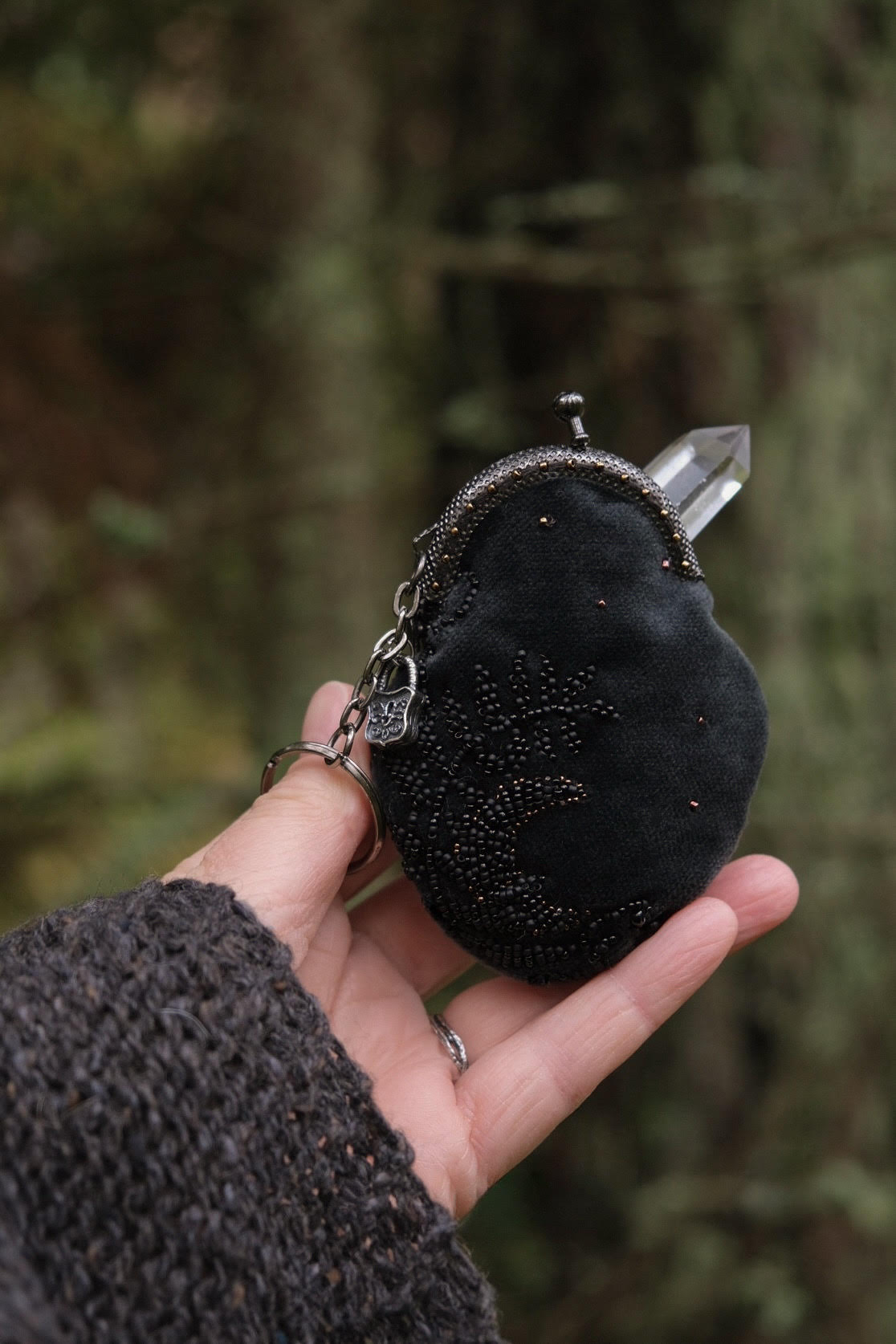 "Папоротник и кристалл" бархатный кошелёк микро-размера для кристалла + горный хрусталь в подарок