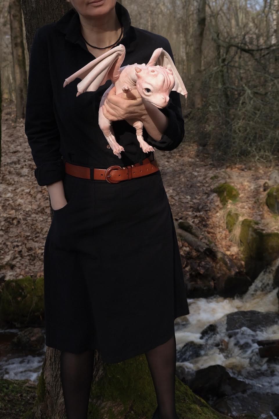 "Драконьи земли" черный костюм с рубашкой в стиле сафари и юбкой-трапецией