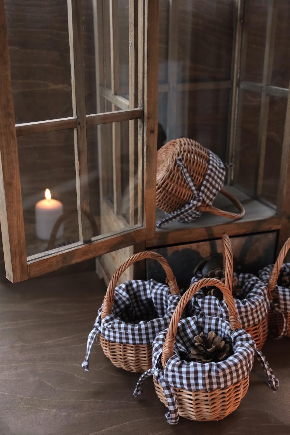 Микро-корзинки ручного плетения, с хлопковой клетчатой вставкой и на завязках