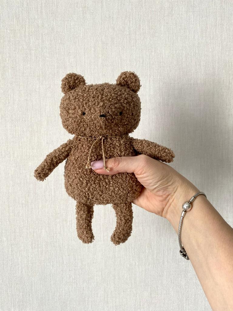 Выкройка Мишки с мастер-классом по пошиву (Коллекция Игрушки с ладошку)