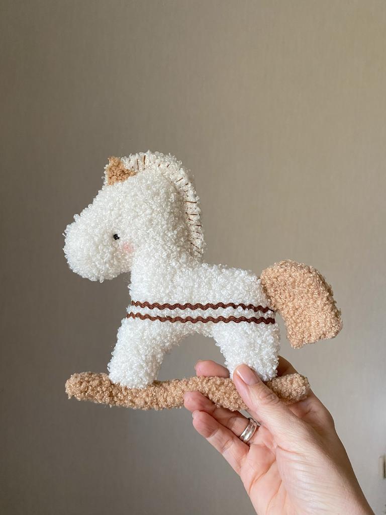 Выкройки игрушек Лошадок (2 шт.) с мастер-классом по пошиву