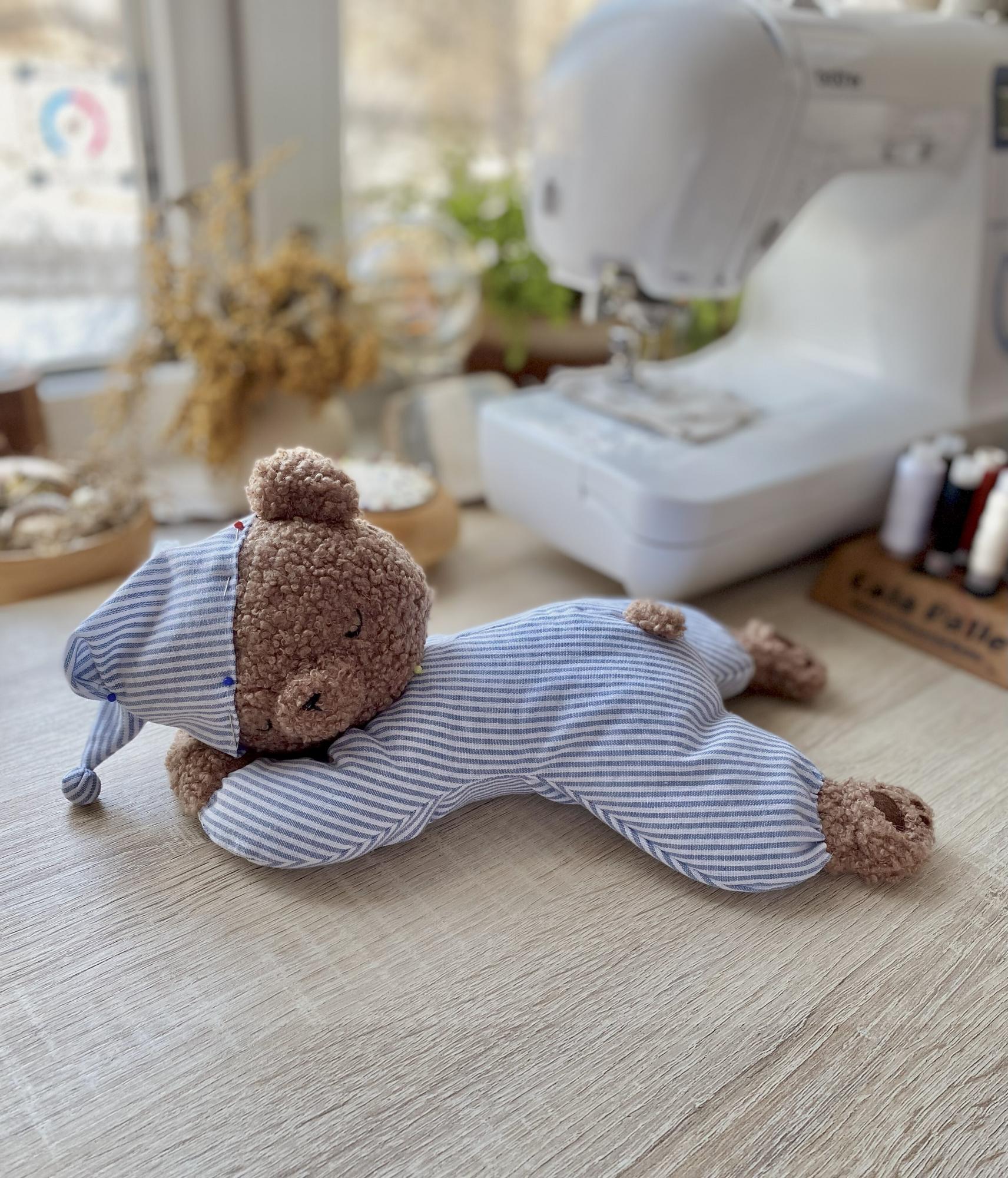 Выкройка спящего Мишутки с мастер-классом по пошиву из Коллекции Спящие малыши