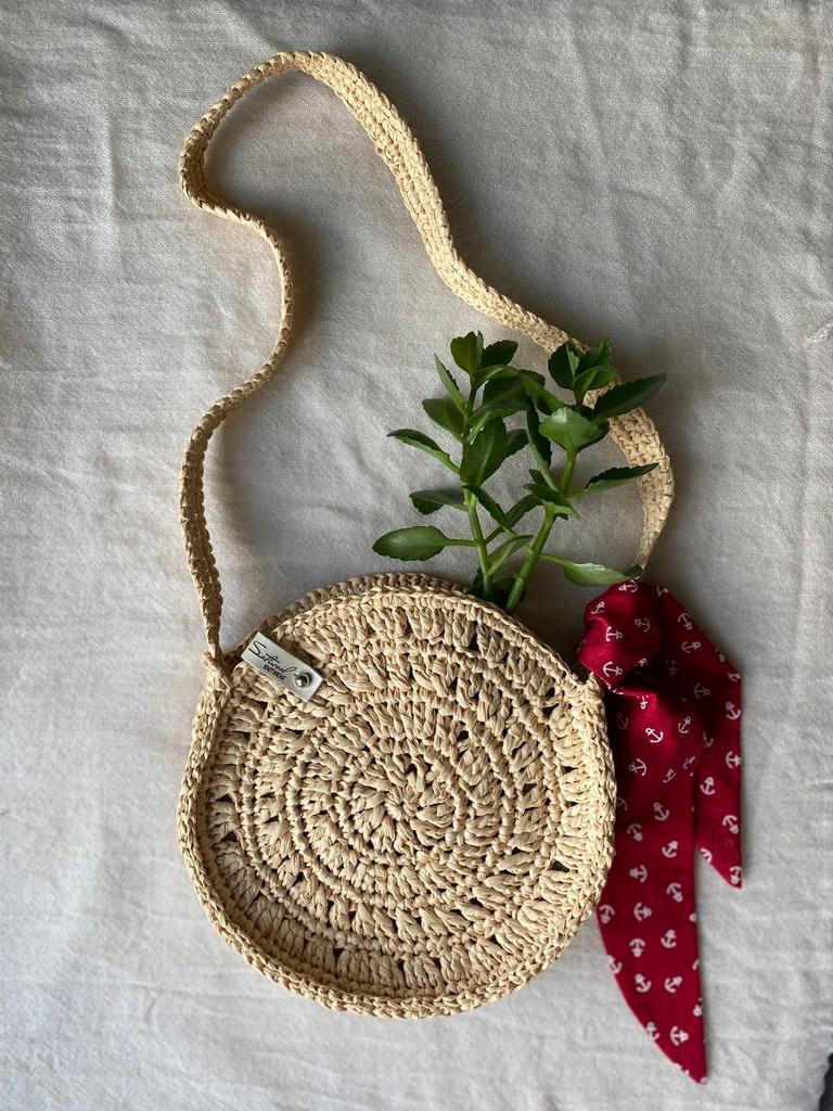 Сумка из рафии для девочки