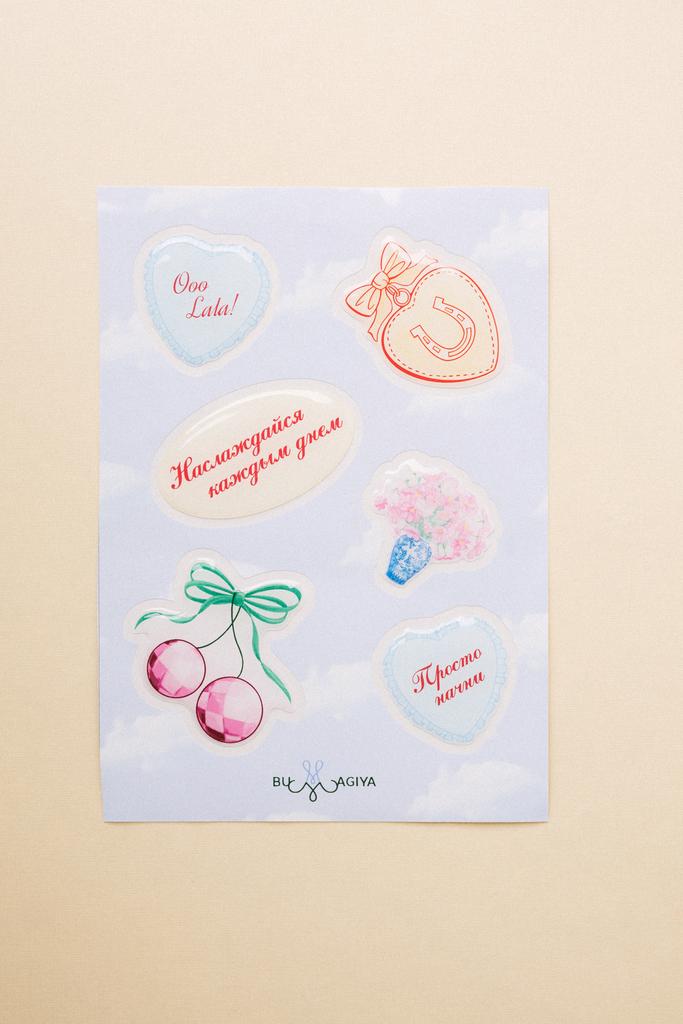 Cтикерпак Ooo Lala