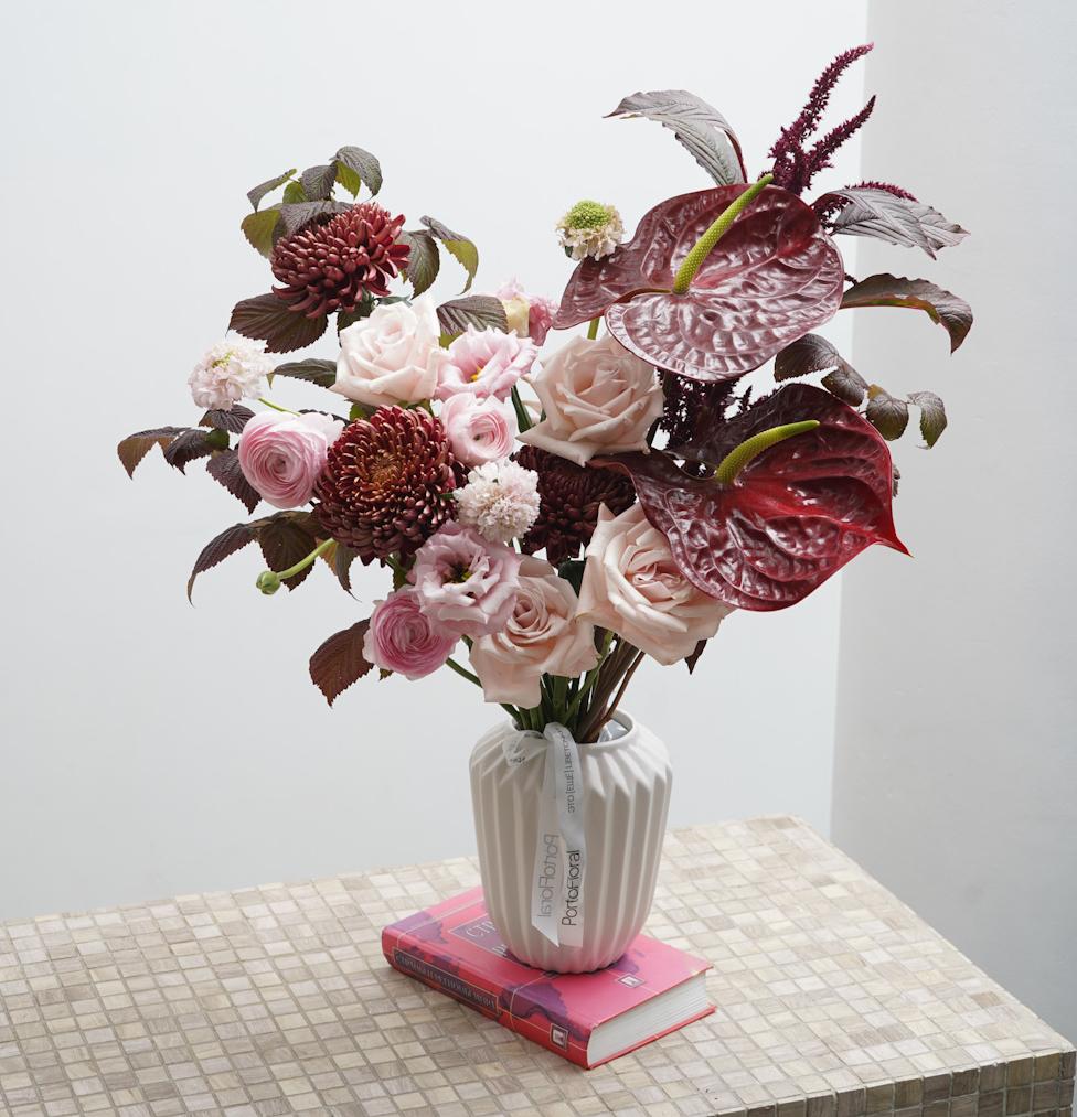 Авторский букет "Алый закат"