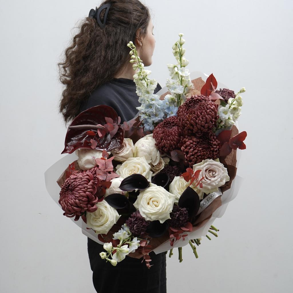 Авторский букет "Черный жемчуг"