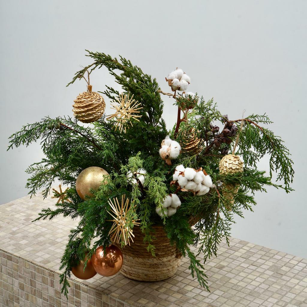 Новогодняя композиция "Дух леса"