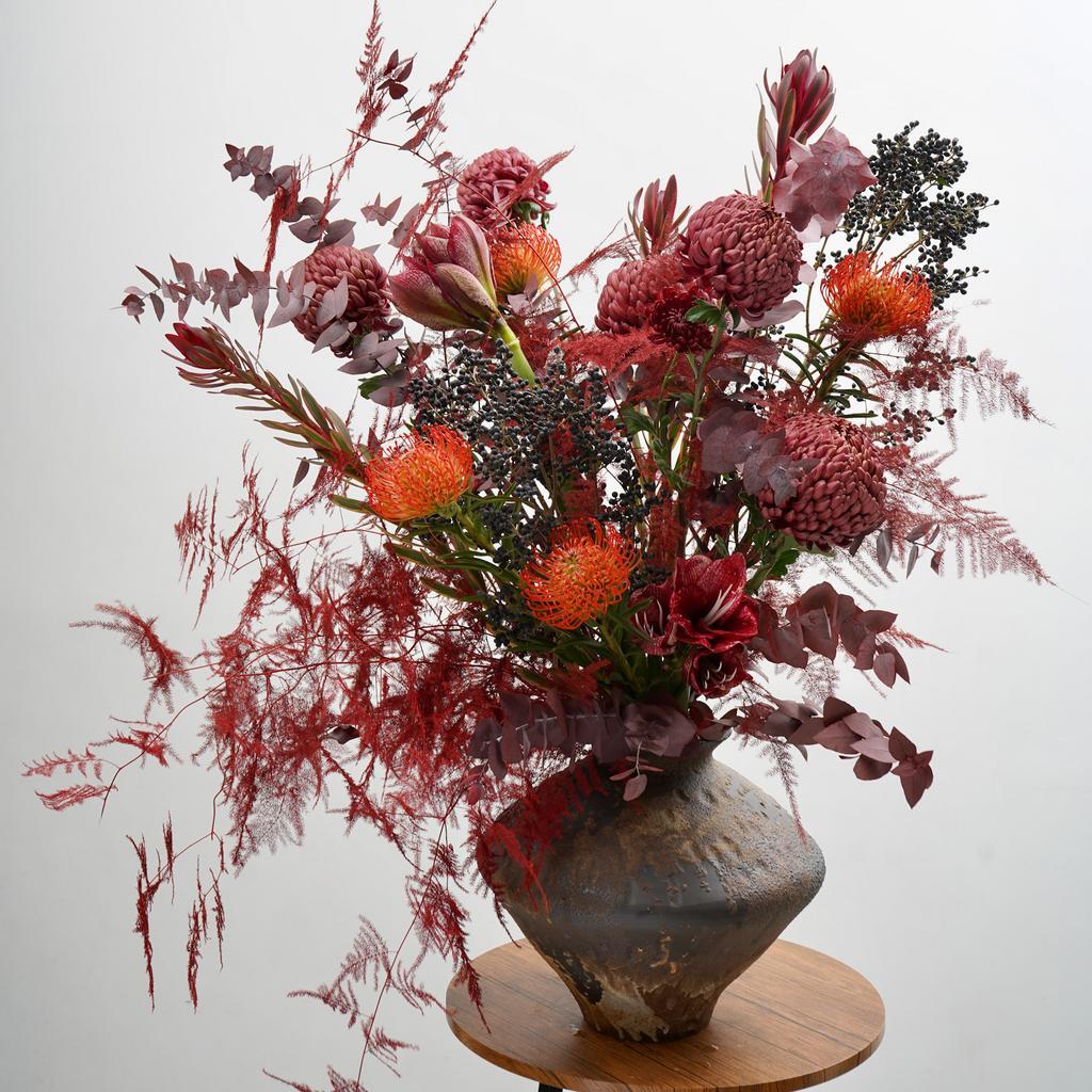 Авторский букет "Искра перед бурей"