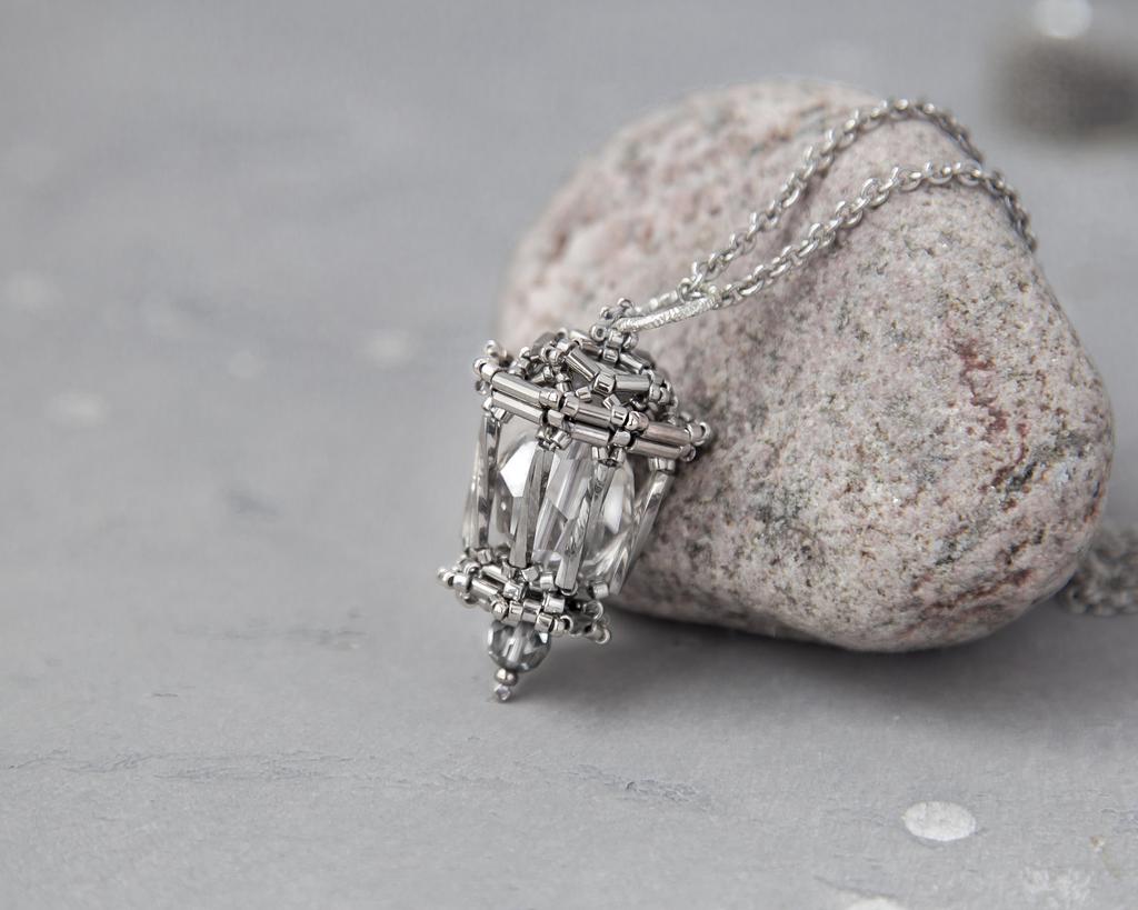 Мастер-класс по кулону "Фонарик №1"