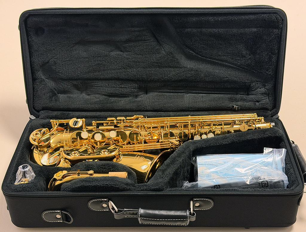 Саксофон альт YAMAHA YAS-62 IV