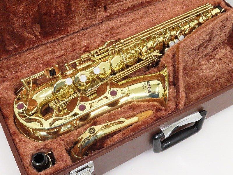 Саксофон альт YAMAHA YAS-32 Purple logo