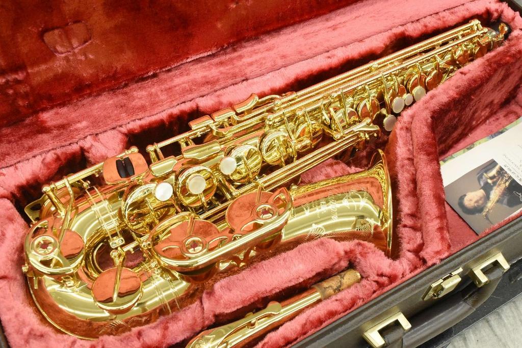 Саксофон альт YAMAHA YAS-875 Custom