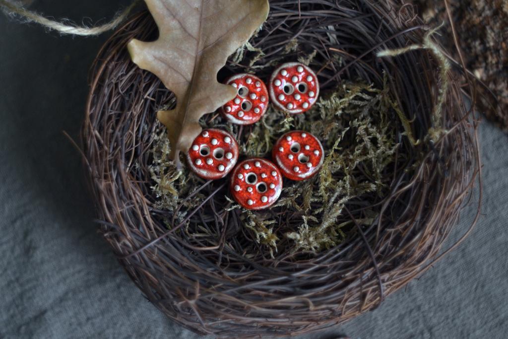 Керамическая пуговица 1,7 см "Красный мухомор"