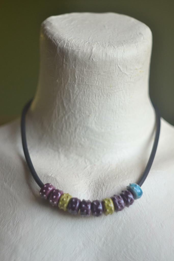 Колье  "Шипы"