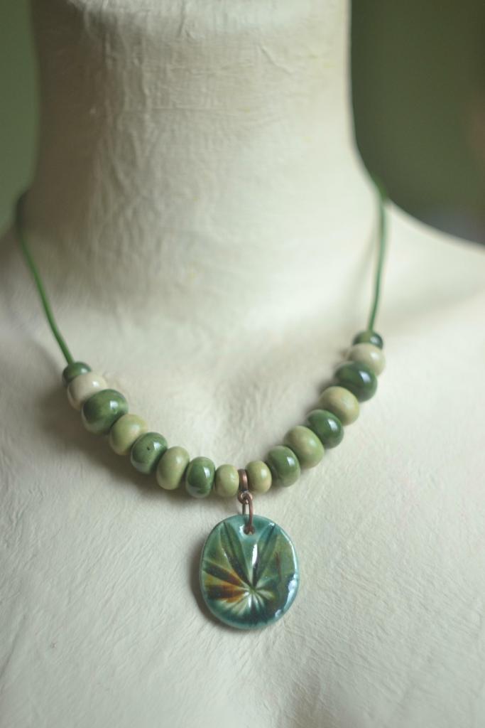 Колье    "Люпин"