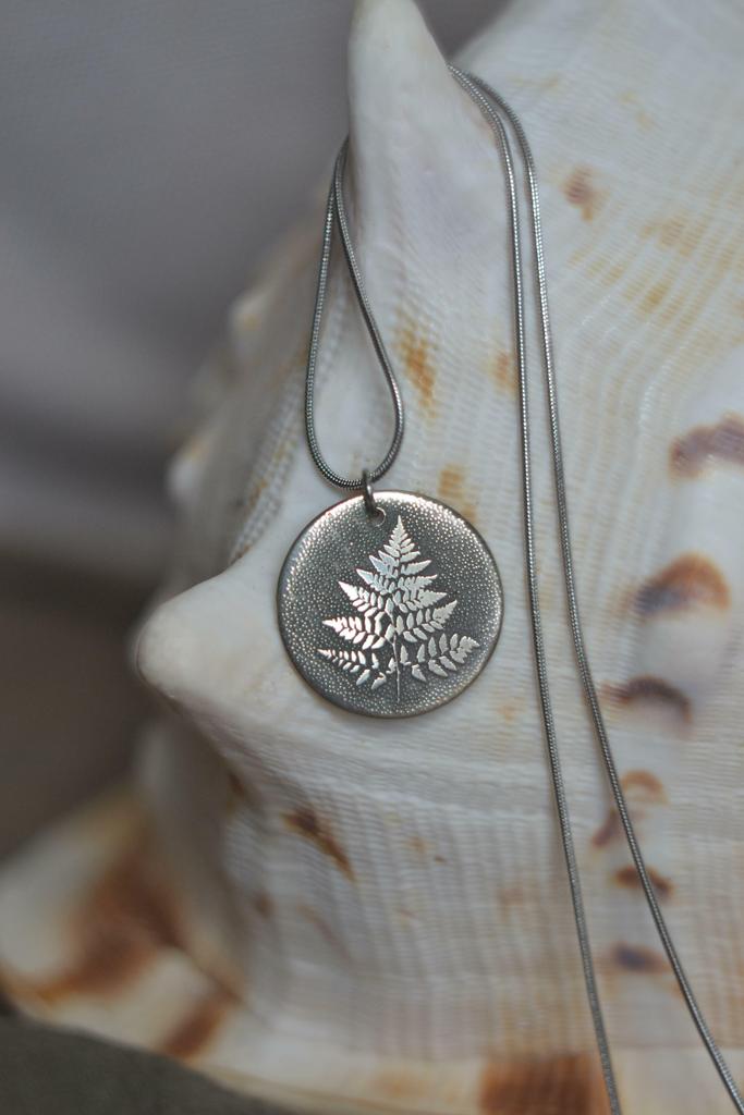 Подвеска "Папоротник   "