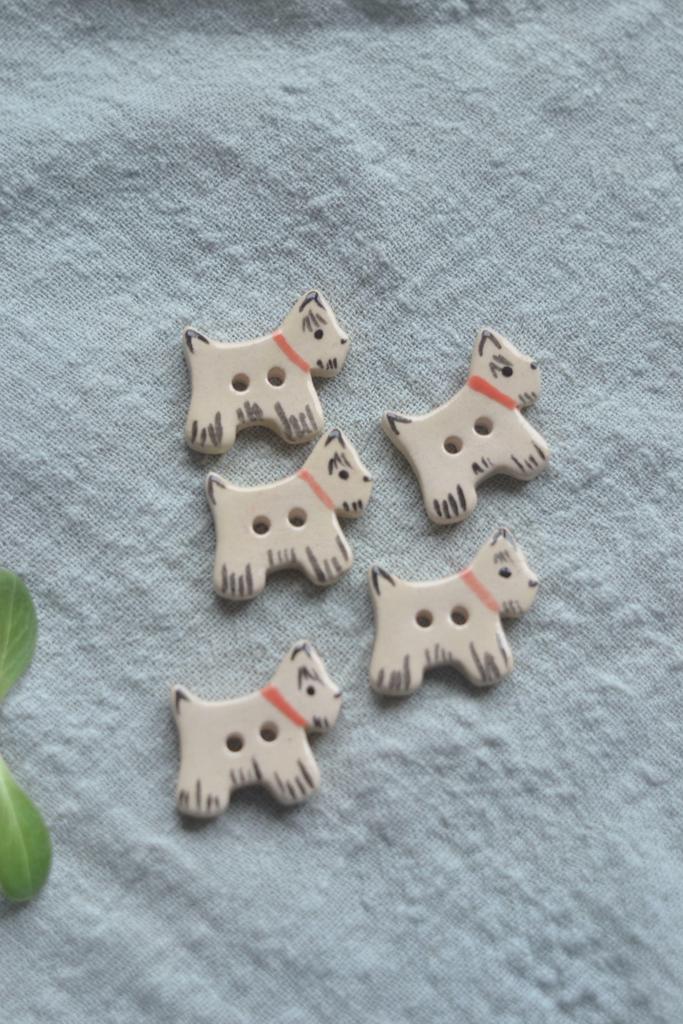 Керамическая пуговица "Собачка"